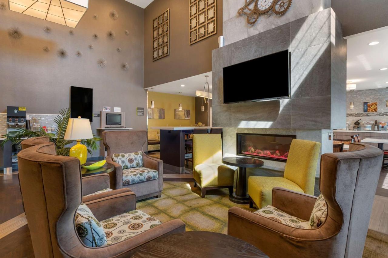 Best Western Hilliard Inn & Suites Extérieur photo