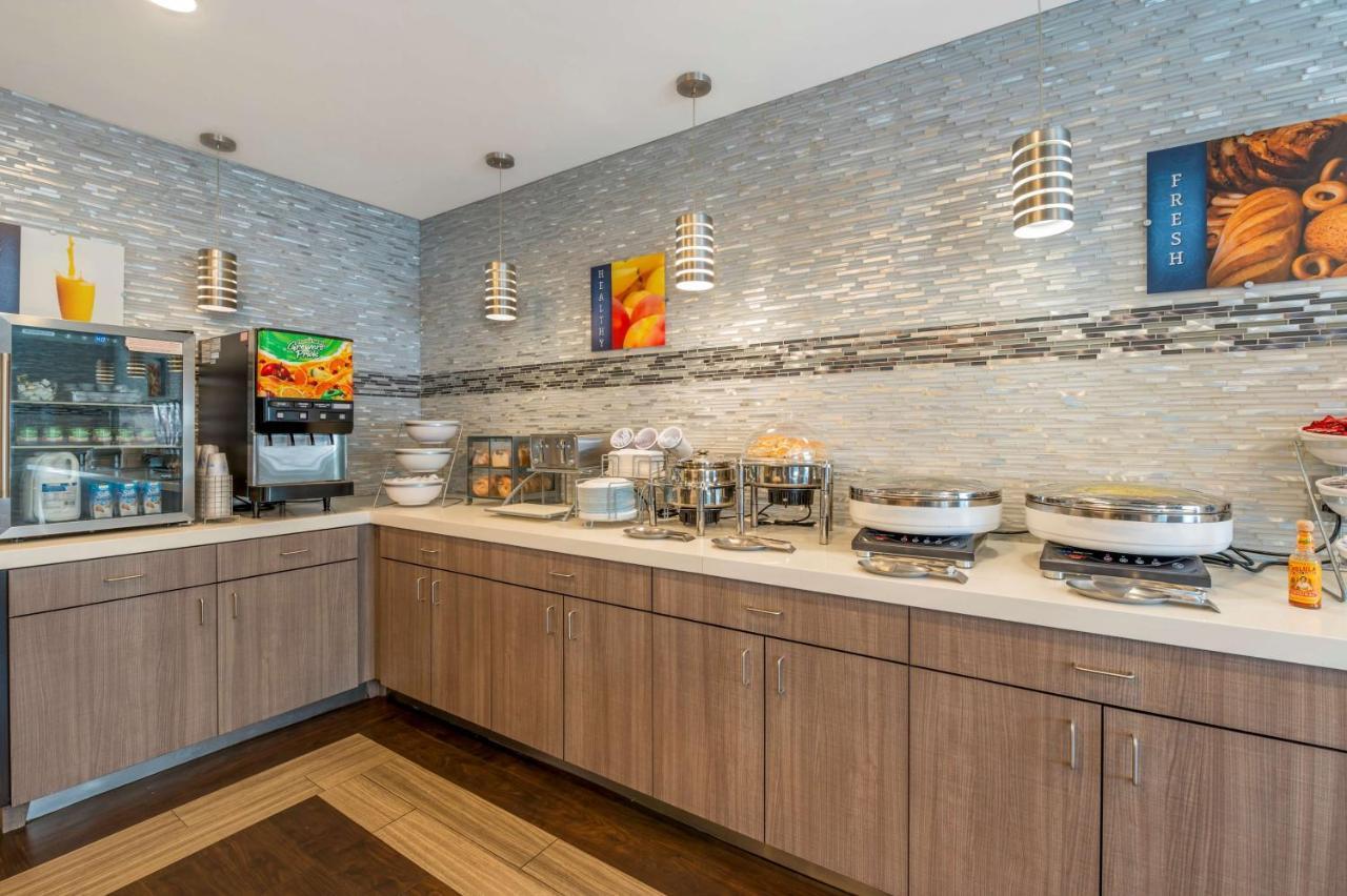 Best Western Hilliard Inn & Suites Extérieur photo