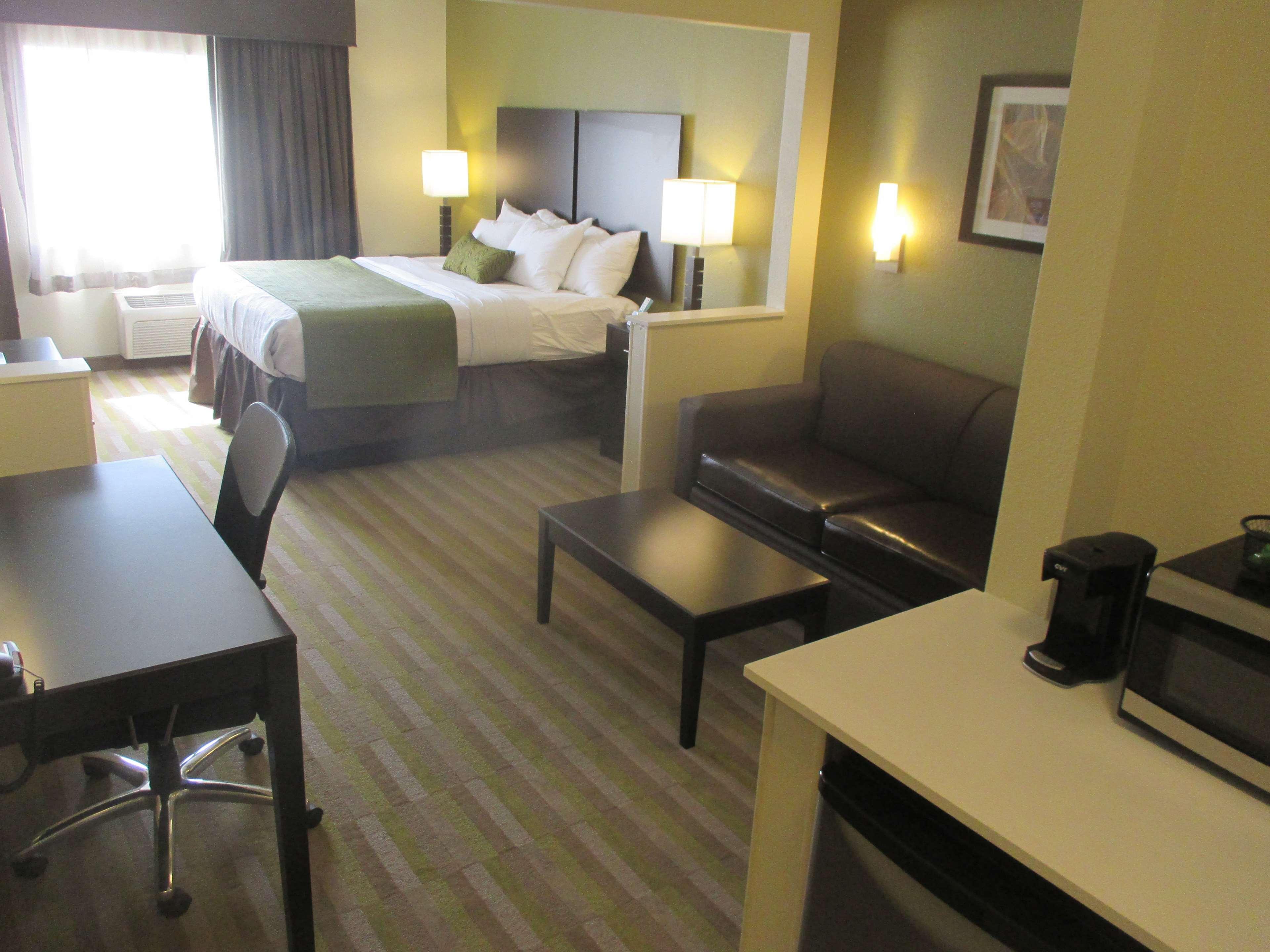 Best Western Hilliard Inn & Suites Extérieur photo