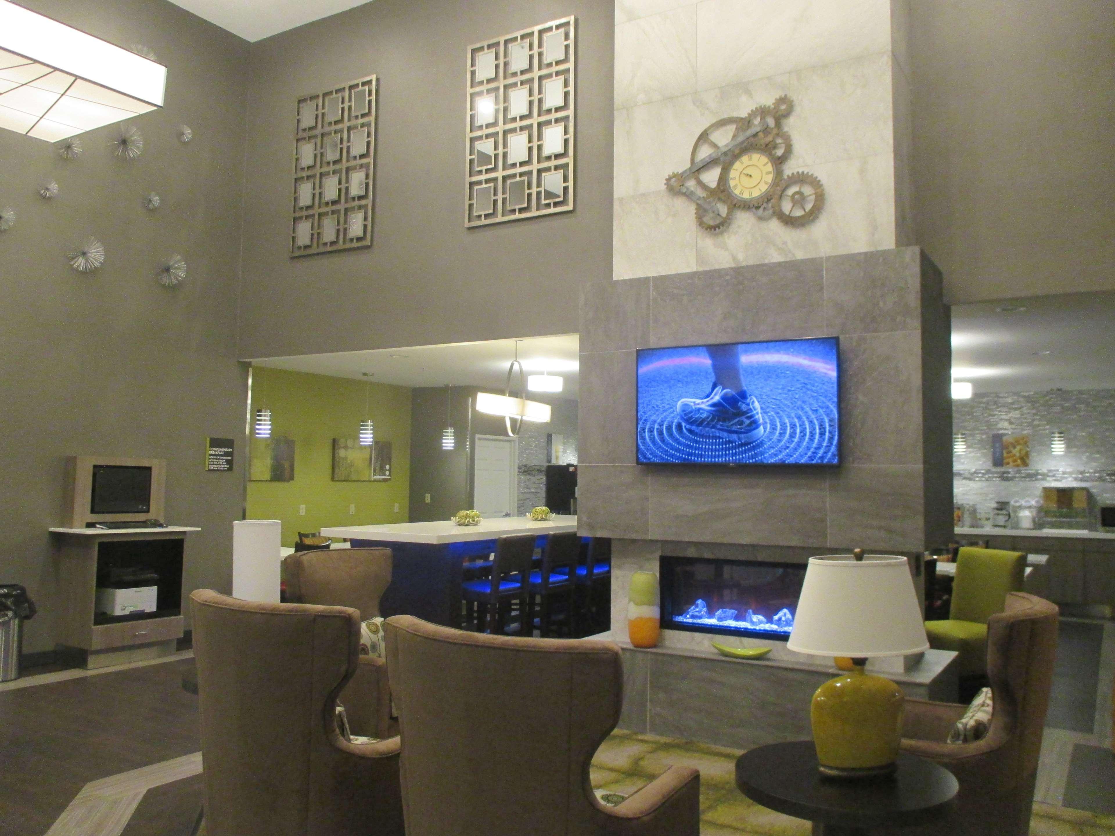 Best Western Hilliard Inn & Suites Extérieur photo