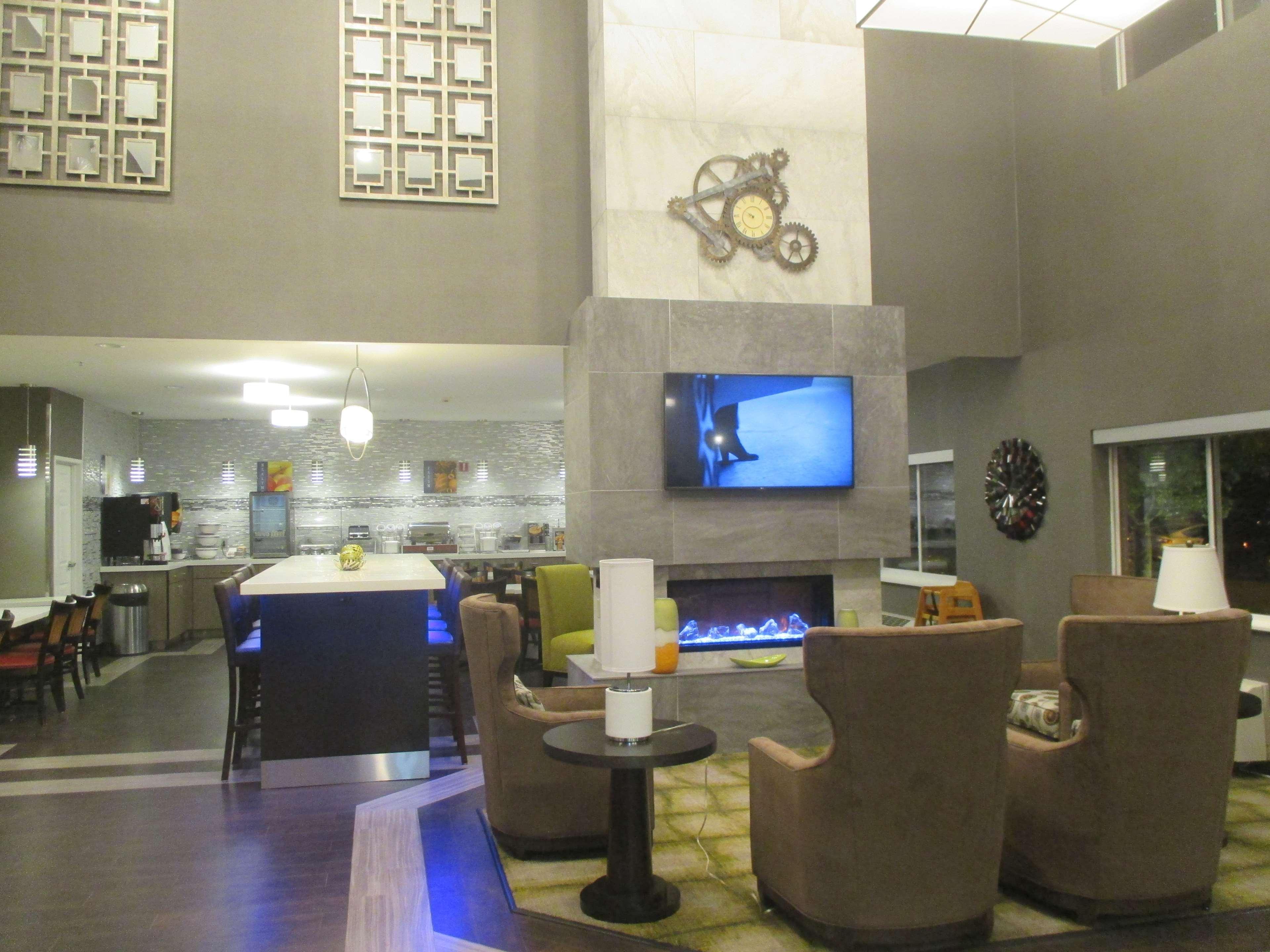 Best Western Hilliard Inn & Suites Extérieur photo