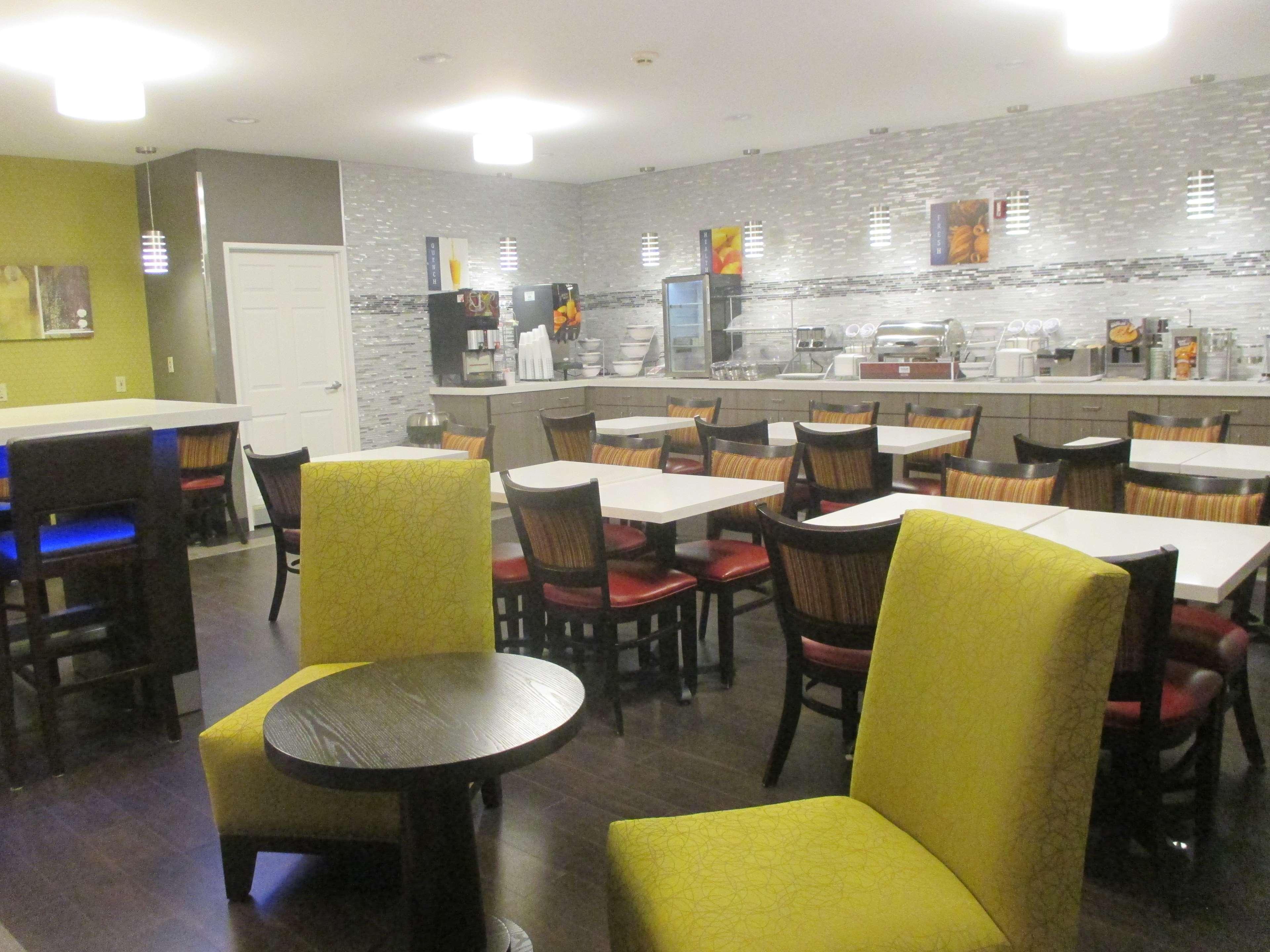 Best Western Hilliard Inn & Suites Extérieur photo