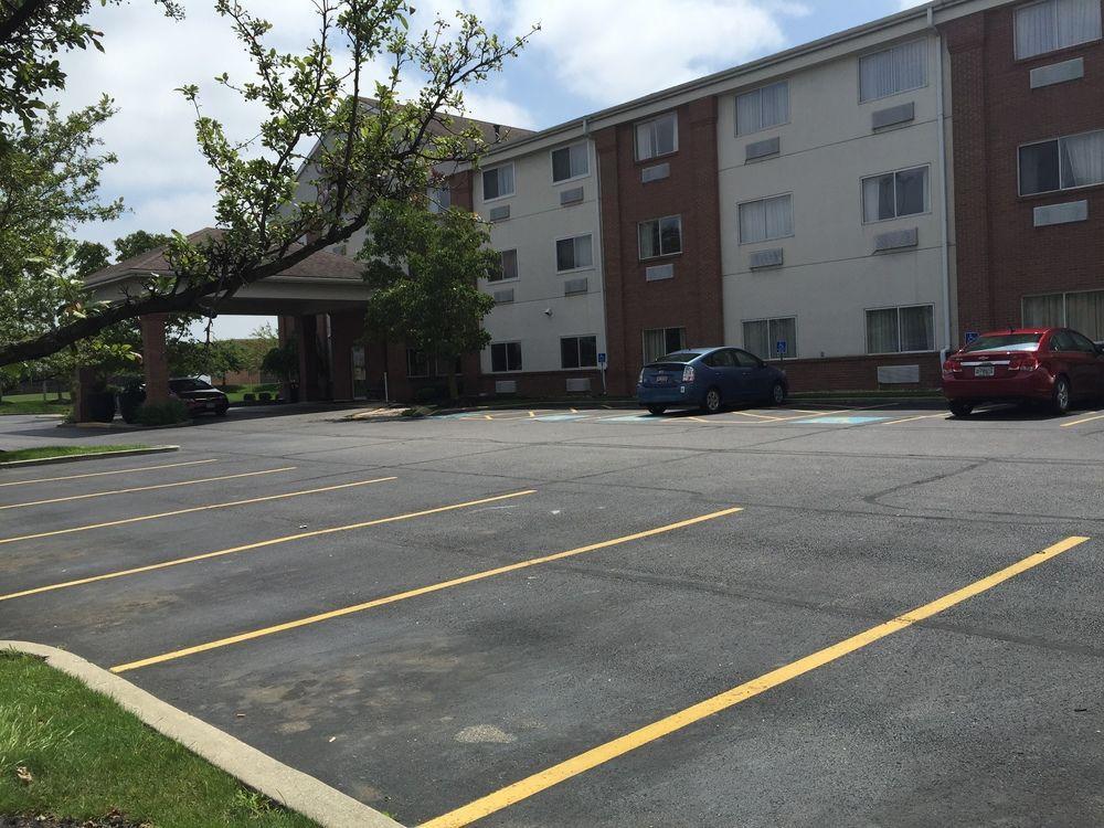 Best Western Hilliard Inn & Suites Extérieur photo