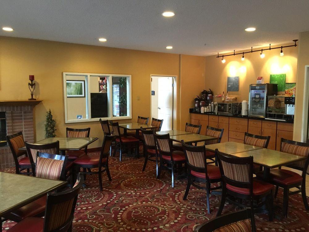 Best Western Hilliard Inn & Suites Extérieur photo