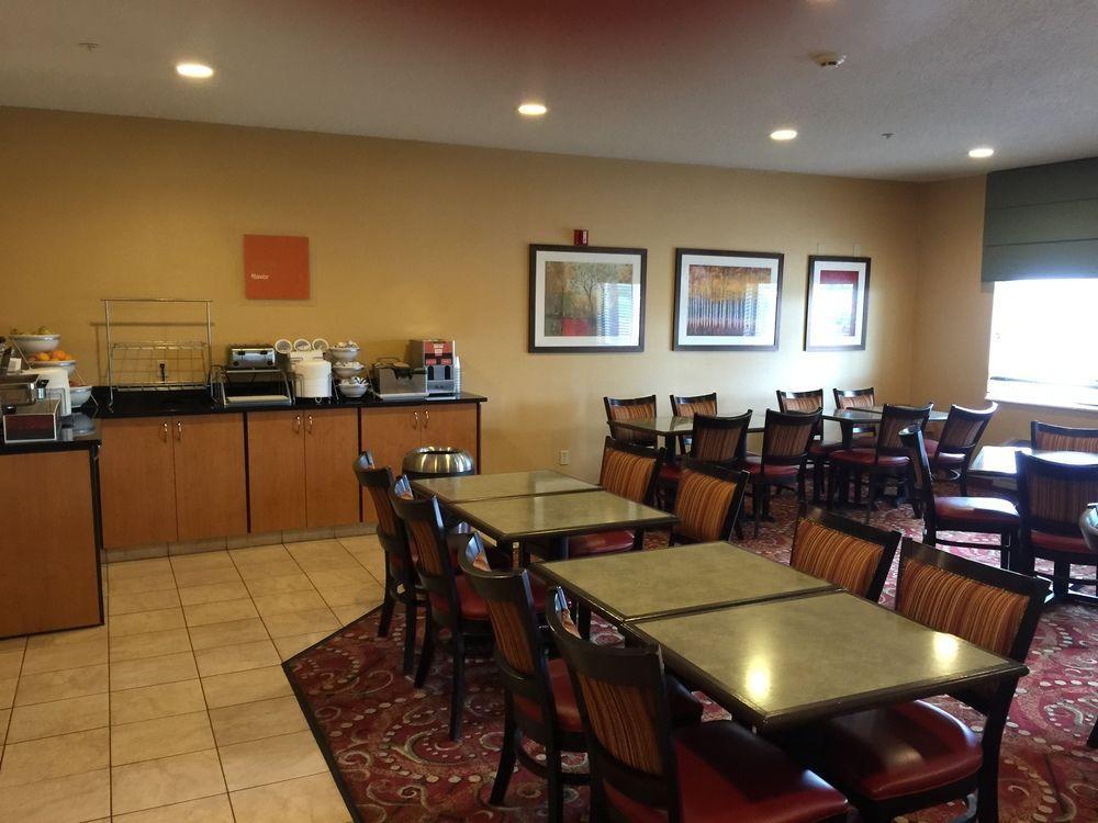 Best Western Hilliard Inn & Suites Extérieur photo